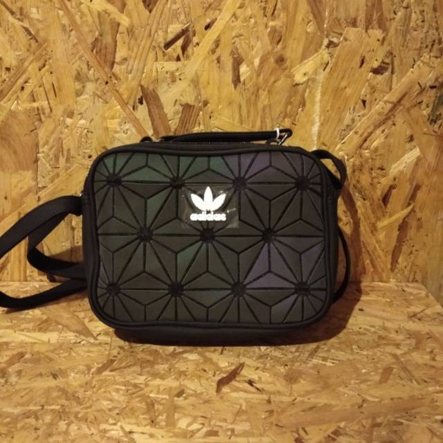 harga adidas waist bag xeno reflective