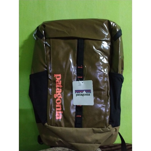 Patagoni Black Hole Backpack Tas Gunung - Tas Punggung - Tas Sekolah