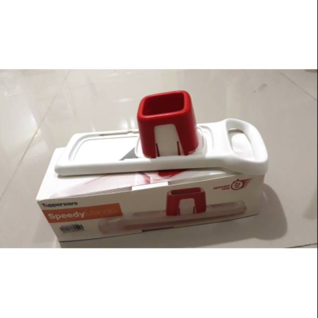 Speedy Mando Tupperware