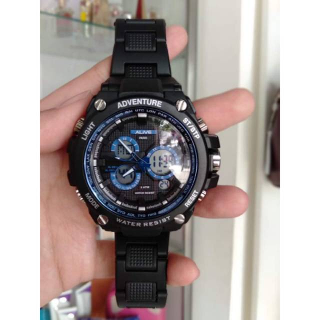 JAM HUGH ALIVE SOPHIE PARIS PROMO