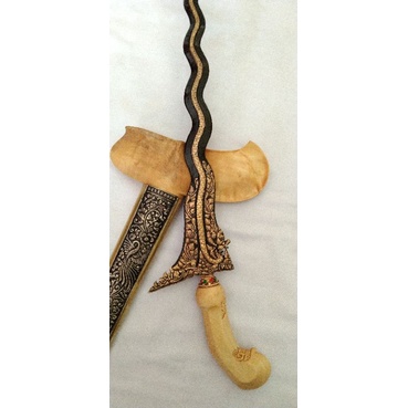 keris nogo sosro luk 13