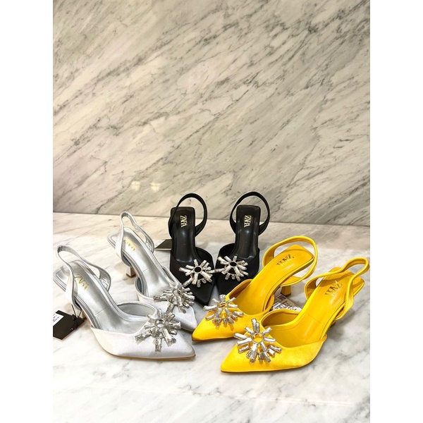 Sepatu Hak Tinggi | Sepatu Heels | Sepatu Kondangan | Sepatu Pesta | Heels Kuning | Sepatu Kuning | 
