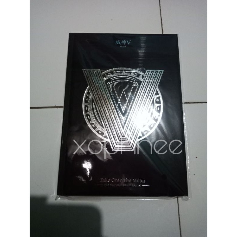 WayV - Take Over The Moon Sequel Album Only totms postcard Ten pc Kun cc Winwin