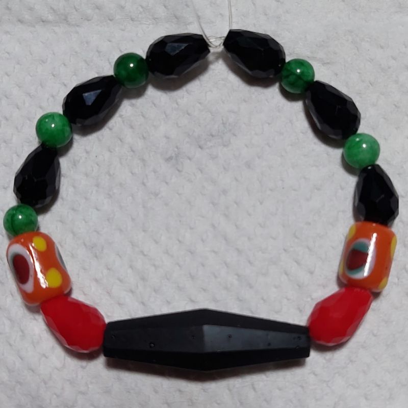 gelang lilis lamiang mix jelei pilus di ujung khas dayak Kalimantan