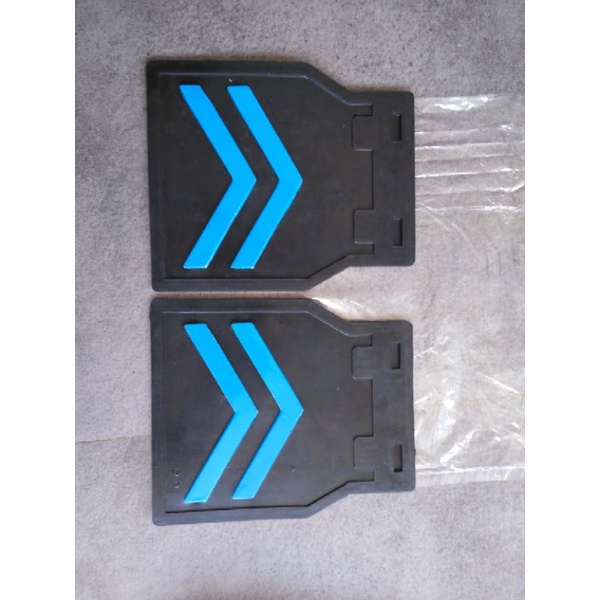 Mudflap Sersan Hitam / Kepet Lumpur / Mudgard Mobil Pick Up Jeep  22 x 26cm  karpet Ceceret pelindung cipratan roda L300 T120ss