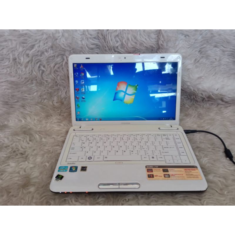 P47 Laptop Toshiba Satelite L745 Ram 4gb HDD 500gb core i5 Nvidia