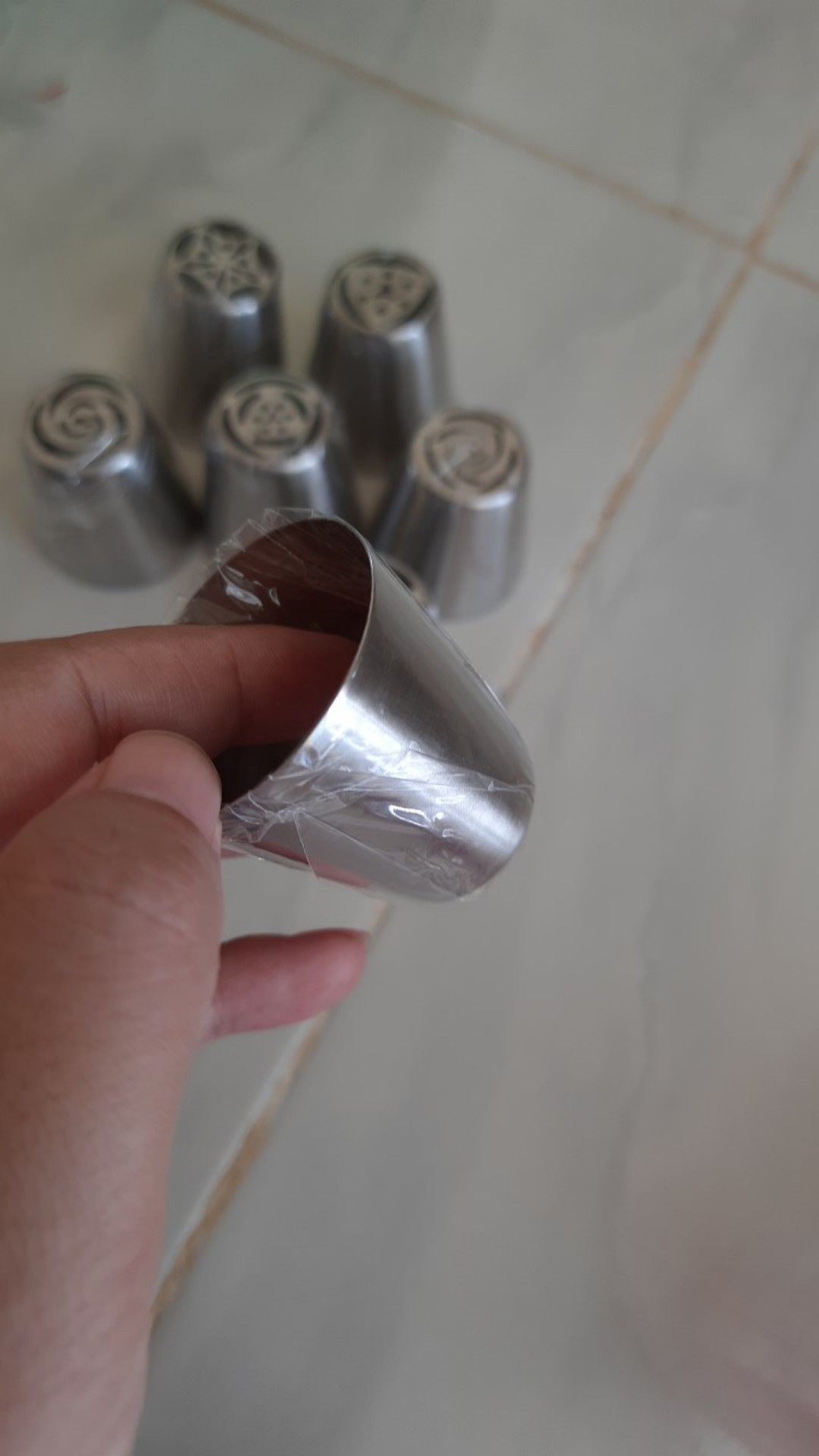 7pcs Nozzle Icing Piping Bentuk Tulip Rusia Bahan Stainless Steel Untuk Dekorasi Kue