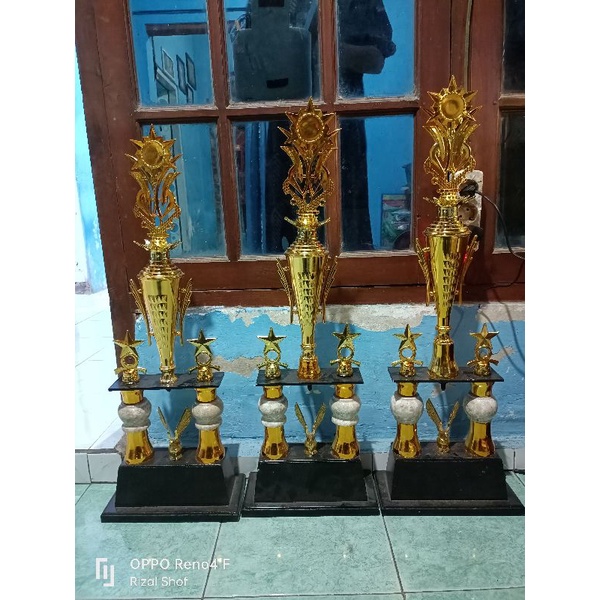 Piala Set Juara 123 | Piala Kaki 2 Set Juara Murah