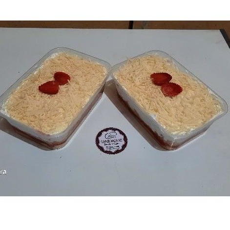 

DAPUR HALWAH CHEESSE CAKE DESSERT BOX