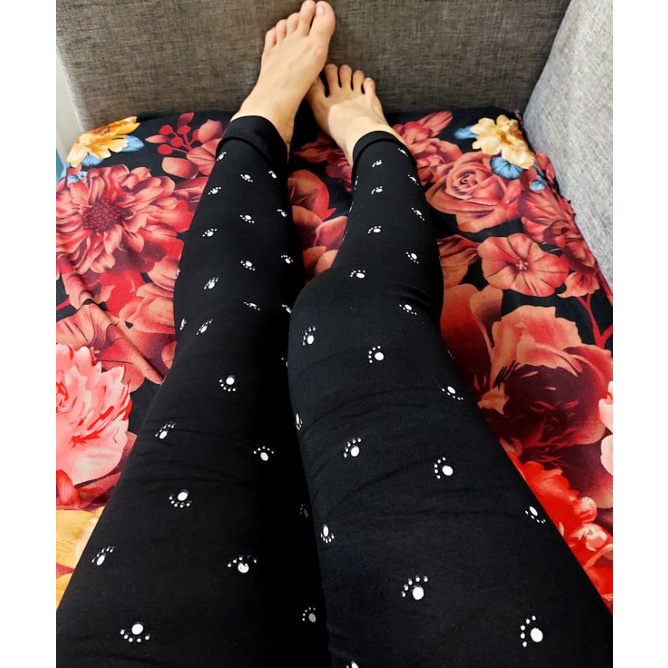 NEW MODEL LEGGING SABLON MOTIF KAKI PUTIH/LEGGING MURAH/LEGGING IMPORT/LEGGING WANITA