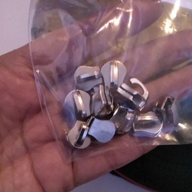 Kepala Resleting No 5 Gigi Besi Gundul Nikel