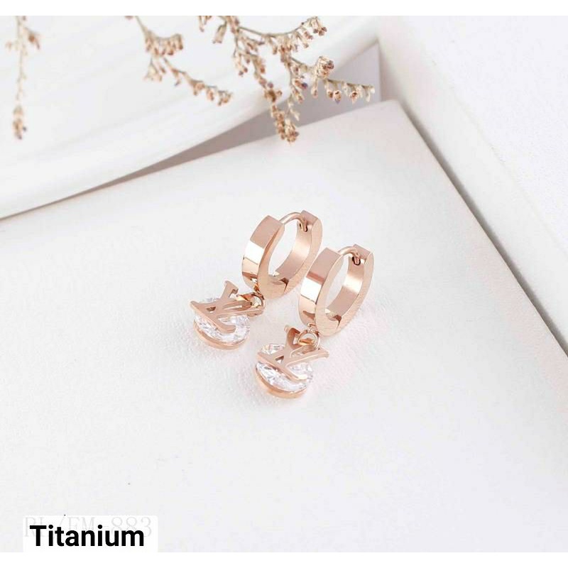 Anting titanium fashion titanium anti karat&amp;alergi