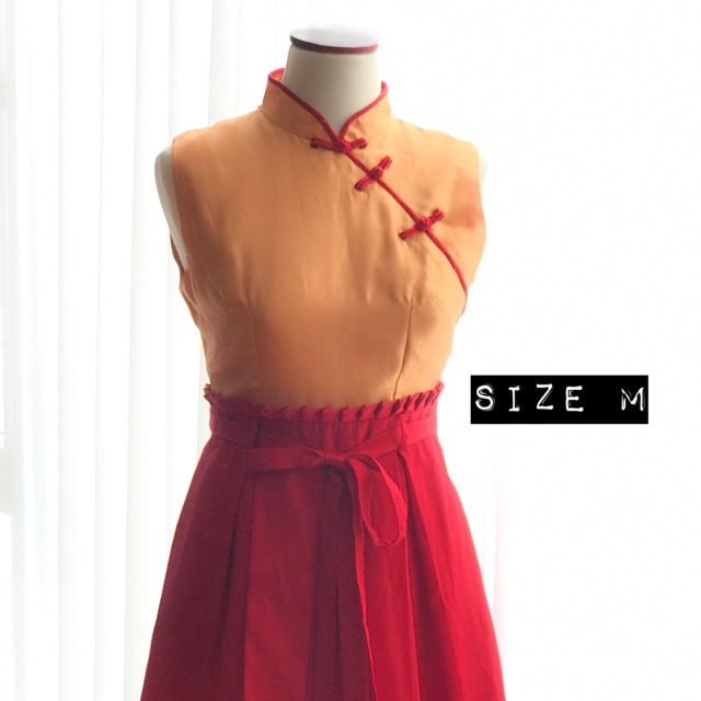 Cheongsam dress sissae qipao gold and red size M Preloved