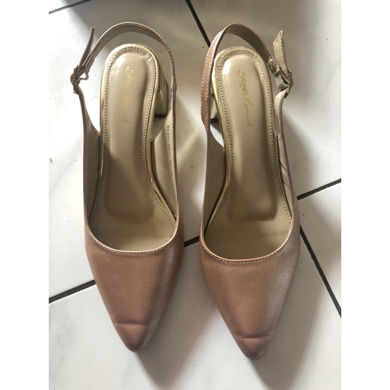 Heels Yongki Komaladi uk 40
