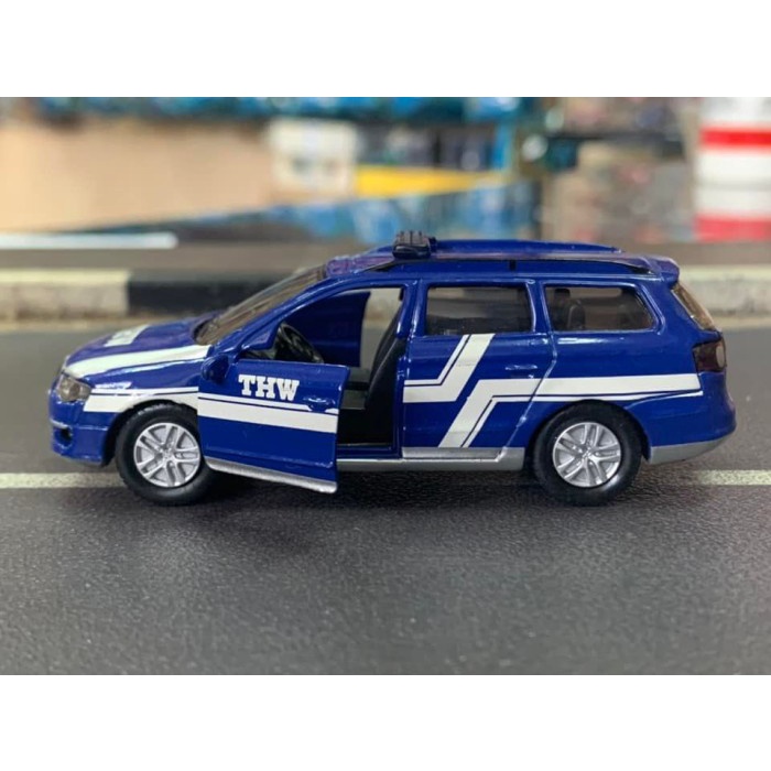 Siku Volkswagen Passat Variant 2.0 FSI THW Biru Loose Pack