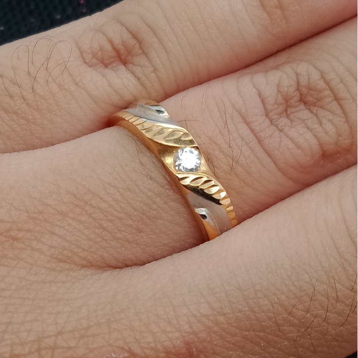 Cincin Emas 17K - 3.55 gr Kadar 750 - 1004