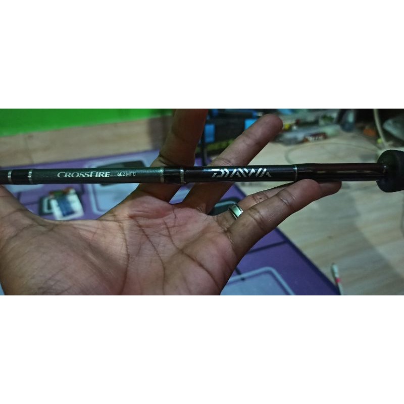 SET TACKLE JORAN SPINNING DAIWA CROSSFIRE 8-17LB, REEL BATTLE X 2500 2ND