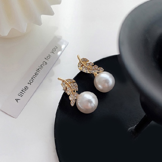 2023anting Mutiara Baru S925 Perak Stud Earrings Bertatahkan Berlian Imitasi Pearl Earrings