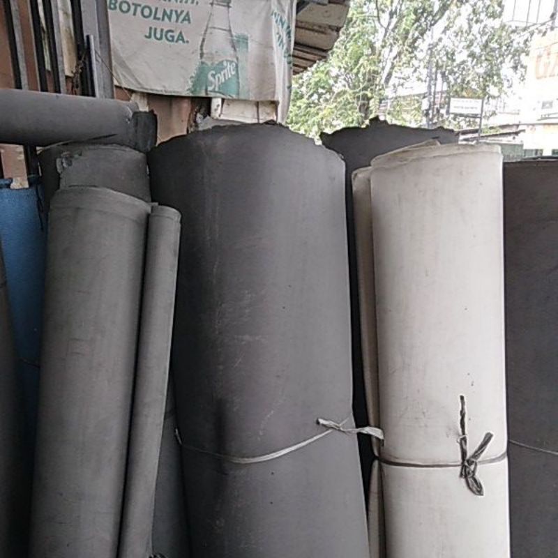 busa ati/spon eva/spon ati tebal 8mm hitam dan putih