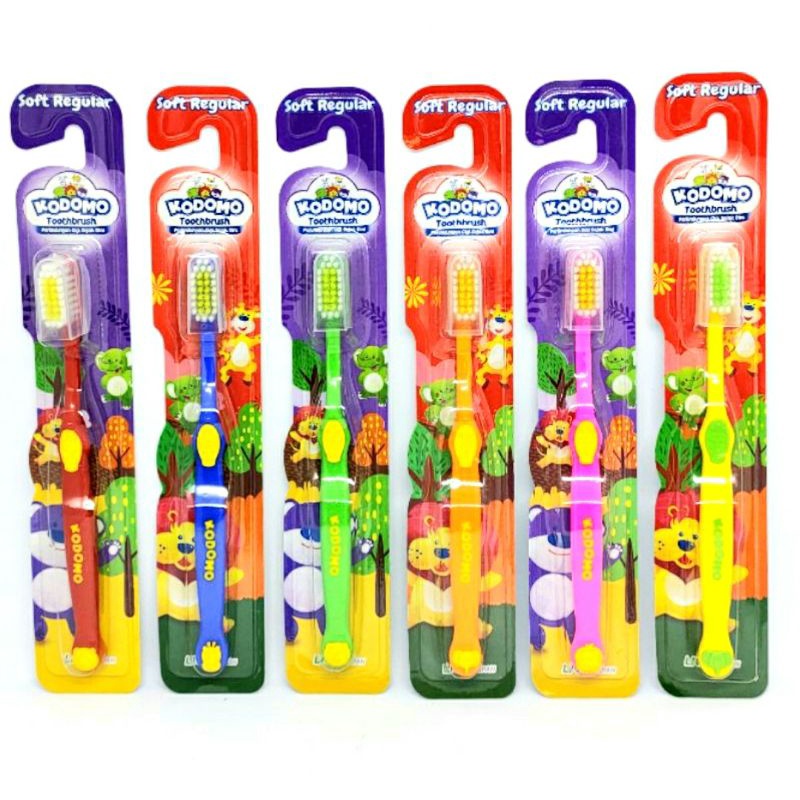 KODOMO Sikat Gigi Soft Reguler Tooth Brush