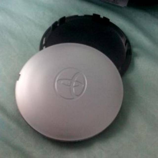 Dop Center Velg Kijang Grand Extra