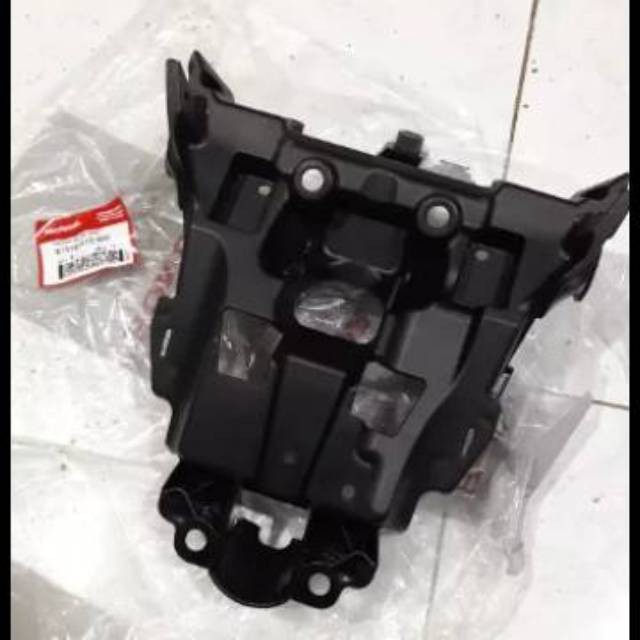 COVER HL RR ASSY I 6131B-K15-900 I COVER BELAKANG LAMPU DEPAN CB150R CB 150 NON LED OLD