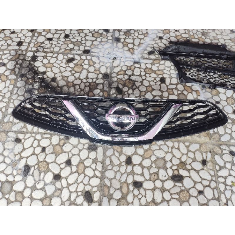 grill bemper nissan march 2016 2017
