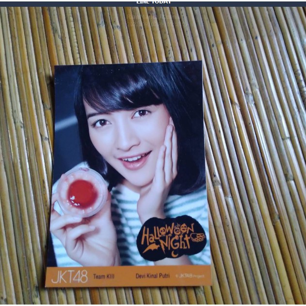 Photopack Devi Kinal Putri Special Halloween Night JKT48