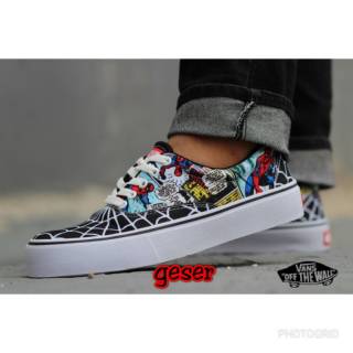 SEPATU VANS AUTHENTIC FULL BLACK HITAM POLOS WHITE PUTIH SEPATU VANS AUTHENTIC FULL BLACK HITAM POLOS WHITE PUTIH