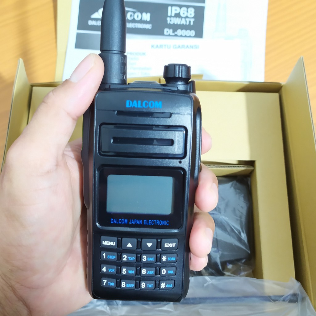 HT DALCOM JAPAN DL-9000 DUAL BAND IP68 WATERPROOF HANDY TALKIE / WALKIE TALKIE