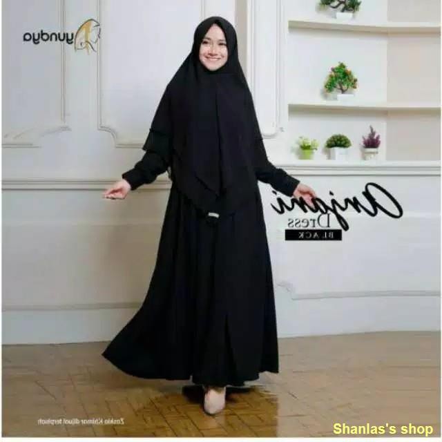 Gamis Syari Umroh Wanita Remaja Kekinian Set Hijab Lebaran 2021 Polos Hitam Putih Terbaru Murah