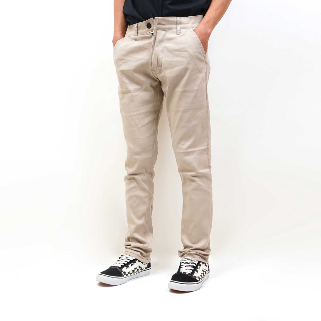 Escaperfect Chino Pants Sharon - Khaki Celana Panjang Pria Regular Fit