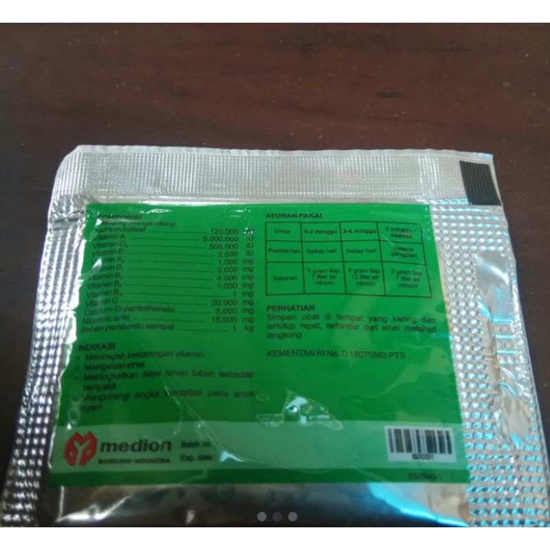 vitamin ayam vitacik 5gr