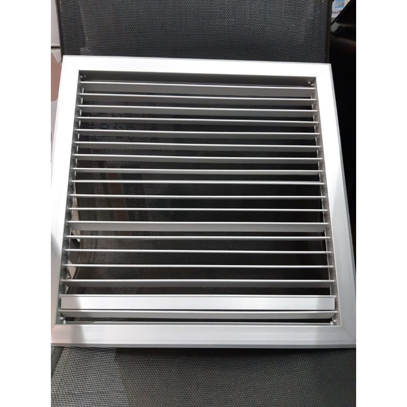 

grillaluminium50x50cm²