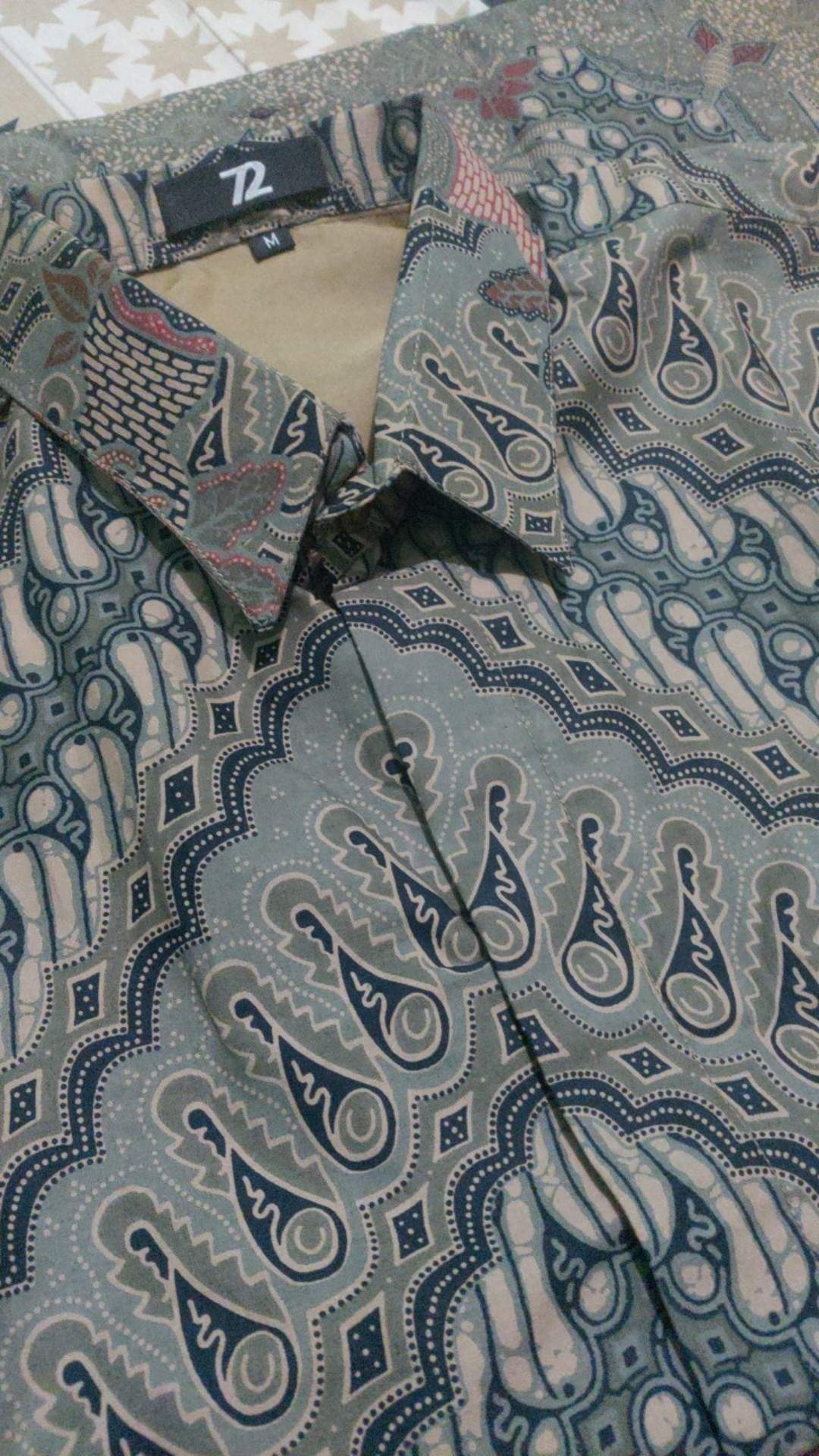 Kemeja Batik Pria Lengan Panjang Premium Parang Seling Kusumo Hijau Terang 725594 Cap 72