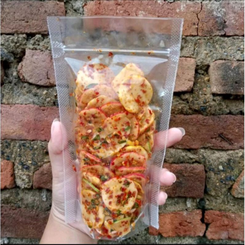 

KERUPUK SEBLAK KERING PEDAS DAUN JERUK 100 GRAM (BACA DESKRIPSI BOX)
