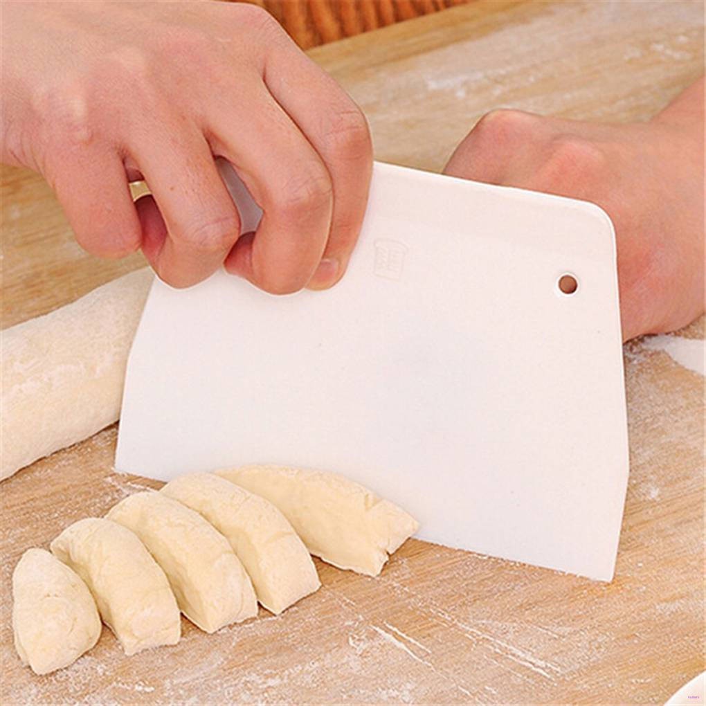 [READY STOCK] Ladder Shaped Dough Oil Scrapers Blades PP White Cutters Cutting Baking Tools Kitchen Gadgets