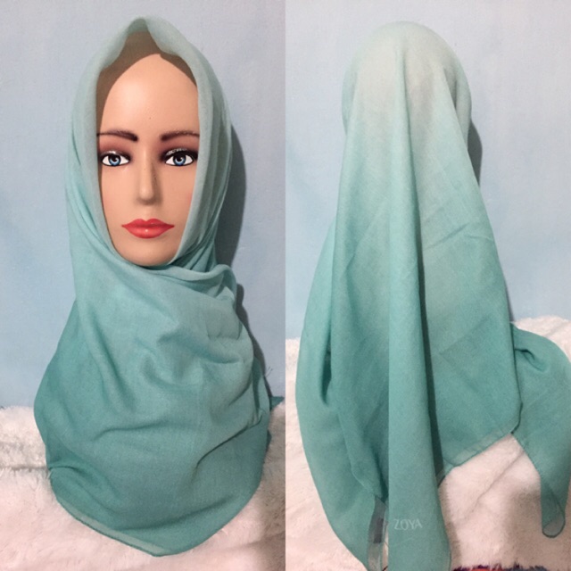 Hijab segiempat zoya ombre(disk 42%)