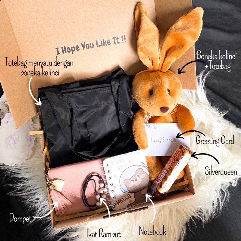 

[TOTEBAG KELINCI]GIFT BOX TOTEBAG BONEKA KELINCI/HAMPERS TOTEBAG BELANJA BONEKA KELINCI/HADIAH ULANG TAHUN/HAMPERS LEBARAN/HAMPERS RAMADHAN/KADO PACAR/KADO CEWEK/KADO VALENTINE/KADO ANNIVERSARY/KADO WISUDA/KADO UNIK/KADO LUCU/HAMPERS PERNIKAHAN