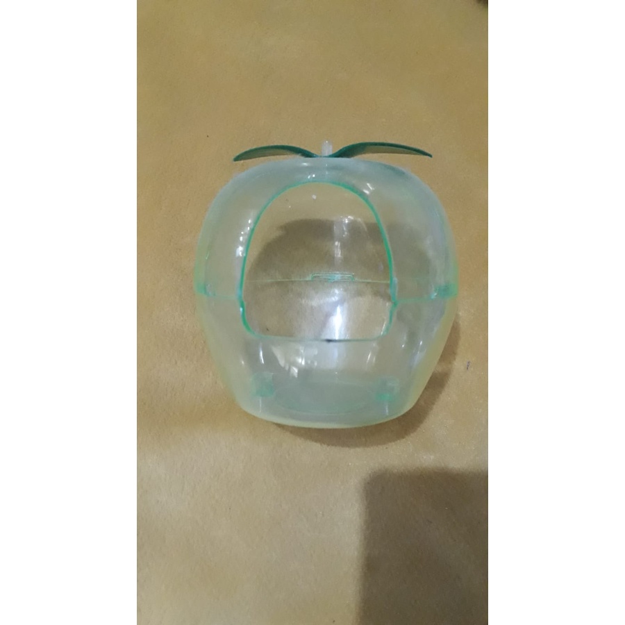 Sweet Apple untuk tempat bersembunyi hamster
