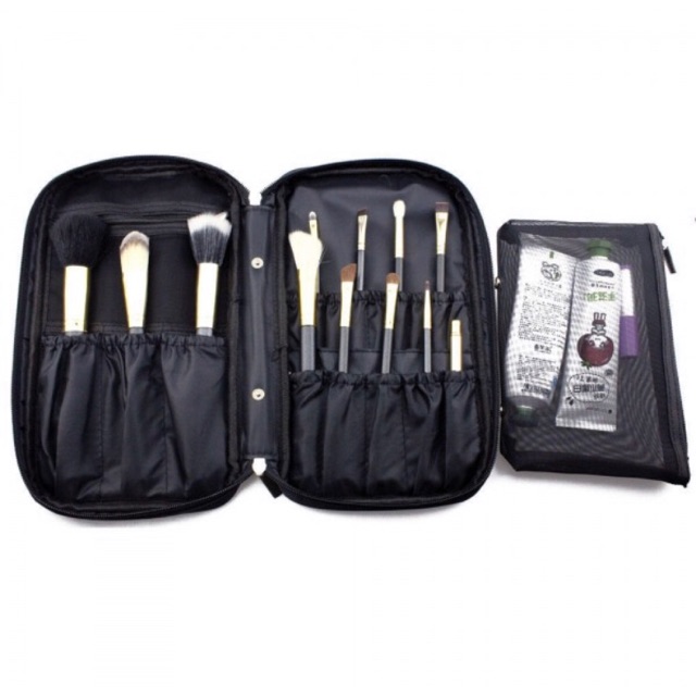 

Brush book / brush case