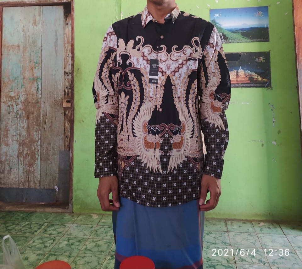 M231 Kemeja Pria Batik Panjang Hitam 1698