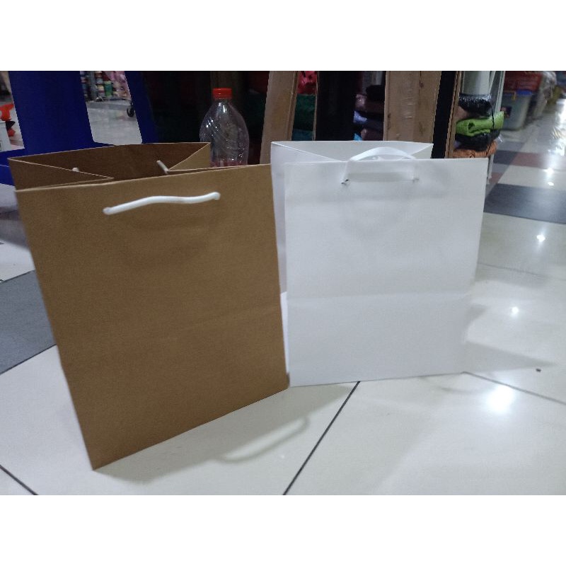 

paper bag nasi kotak 22 bahan tebal isi 12 pcs terlaris dan termurah