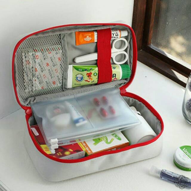 TAS P3K (BISA COD) IMPOR VC / TAS OBAT / MEDICINE BAG / FIRST AID POUCH / KOTAK OBAT / POUCH P3K