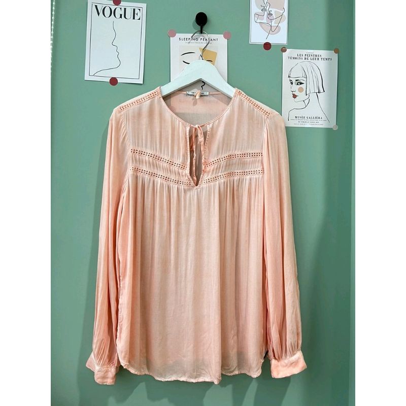 soft longsleeeved blouse