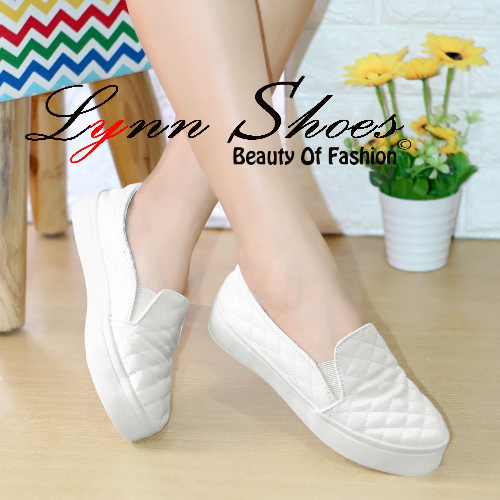 Lynn Sepatu Slip On Wanita K1MG - Putih