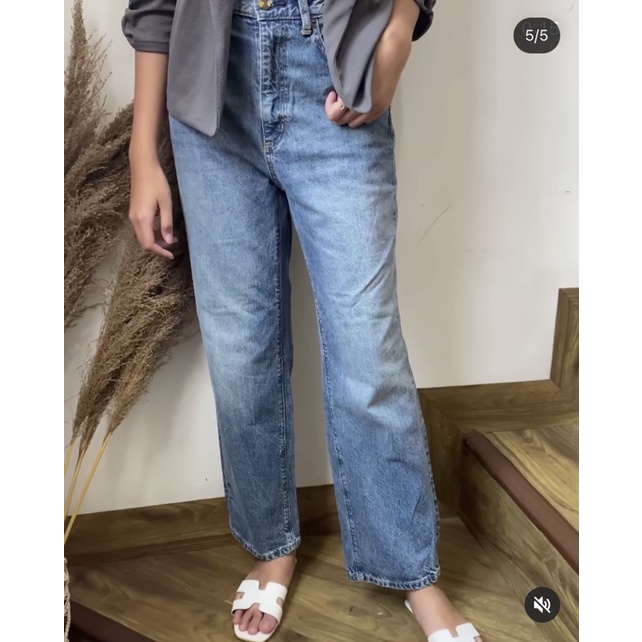 GU Uniqlo high waist straight jeans mom jeans wide leg jeans best seller