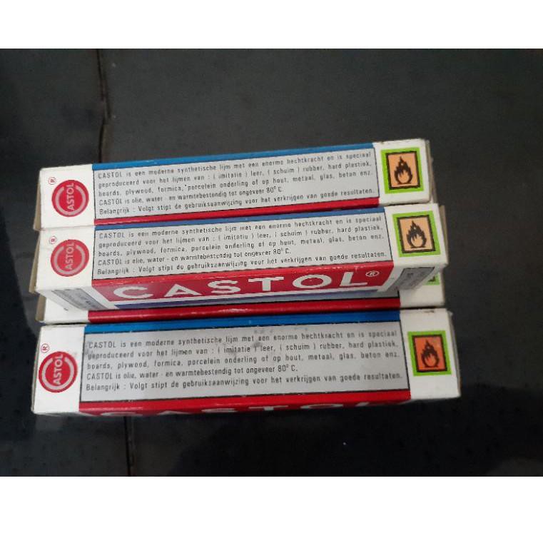 

Product Terpopuler/ Lem Castol Contact Adhesive ♣