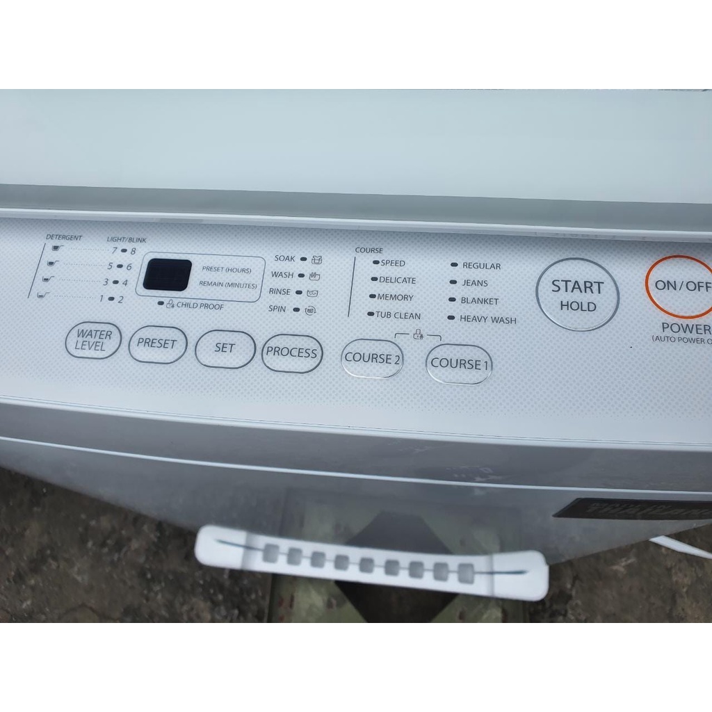 TOSHIBA MESIN CUCI FULL AUTO 7 KILO AW-K801AN