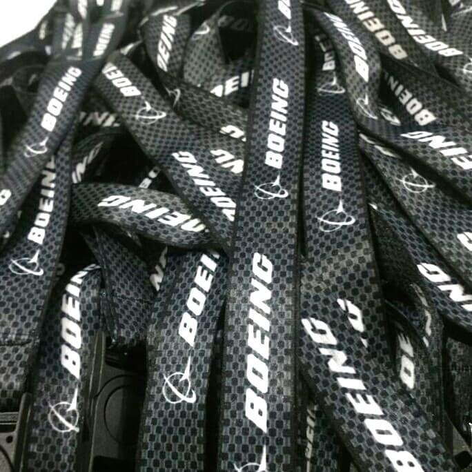 

Lanyard Lanyard / Gantungan Tali Id Card Boeing Carbon Premium Murah Baru